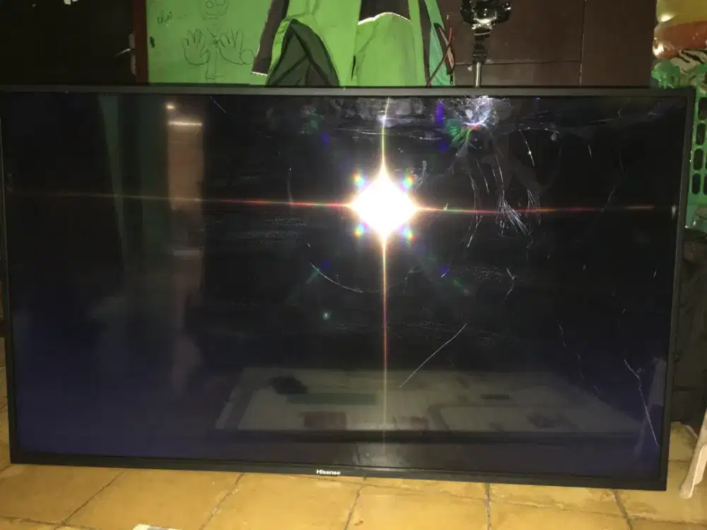 Tv Hisense 50inch blank pecah suara suara ada