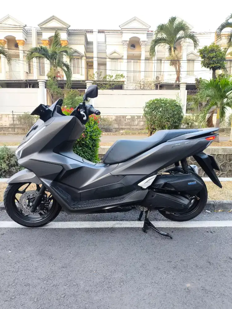 Honda New PCX 160 CBS 2025 Low KM GRESS!