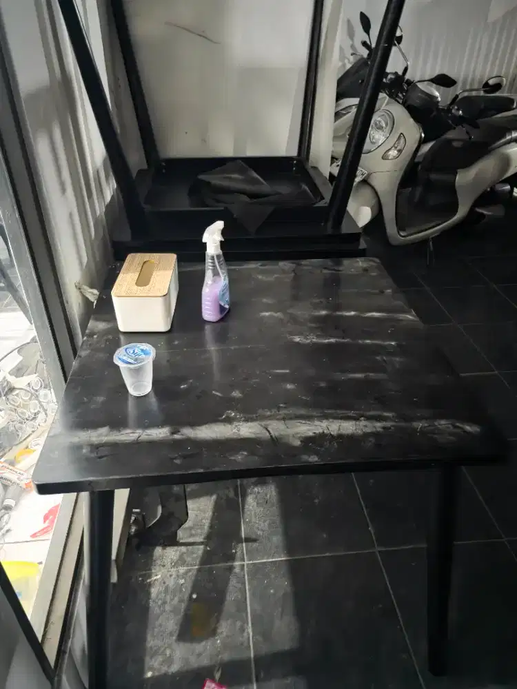 Meja kursi bekas Cafe