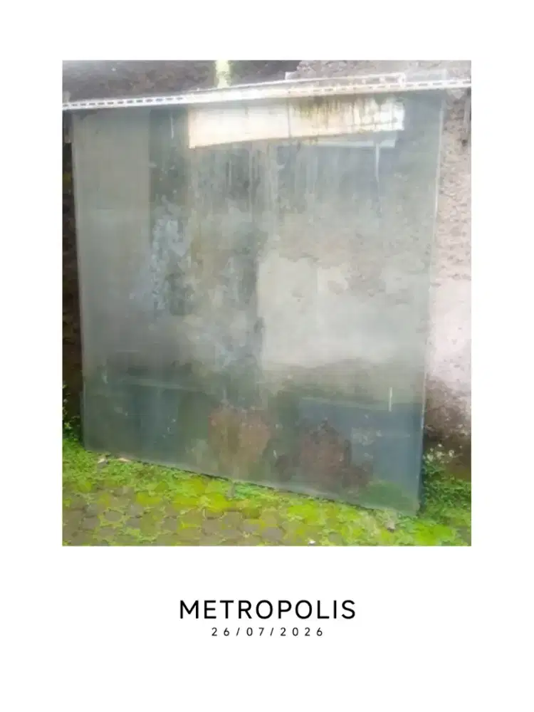 Dijual Borongan : Dua (2) Lembar Kaca Bening 5mm : 176x167 (Baca Ket)