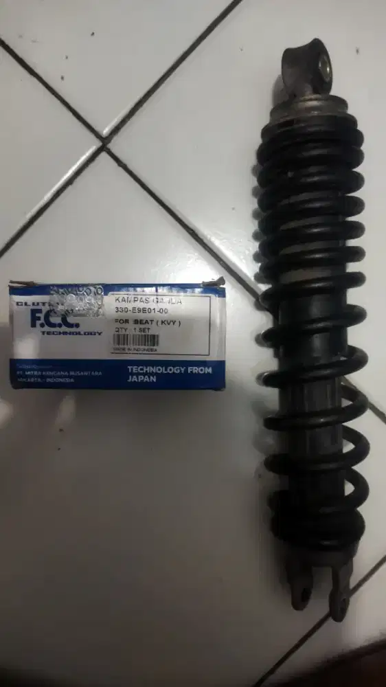 Kampas ganda beat karbu kvy dan shockbreaker belakang beat fi