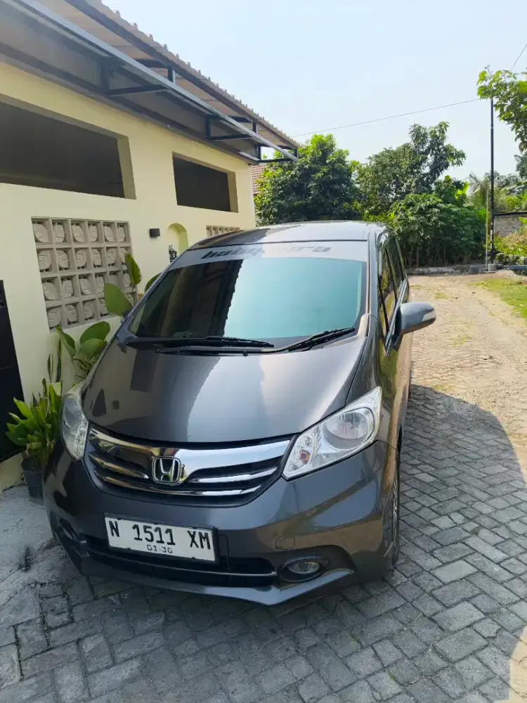 Honda freed S 2013