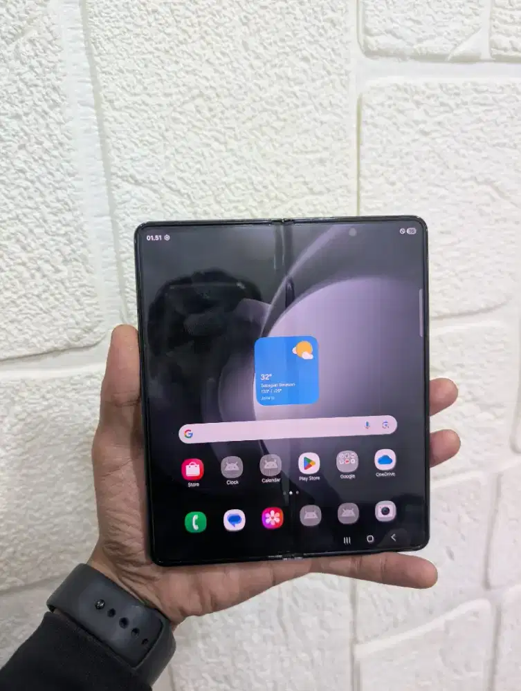 Samsung Z Fold 5 12/512 GB Unit Only