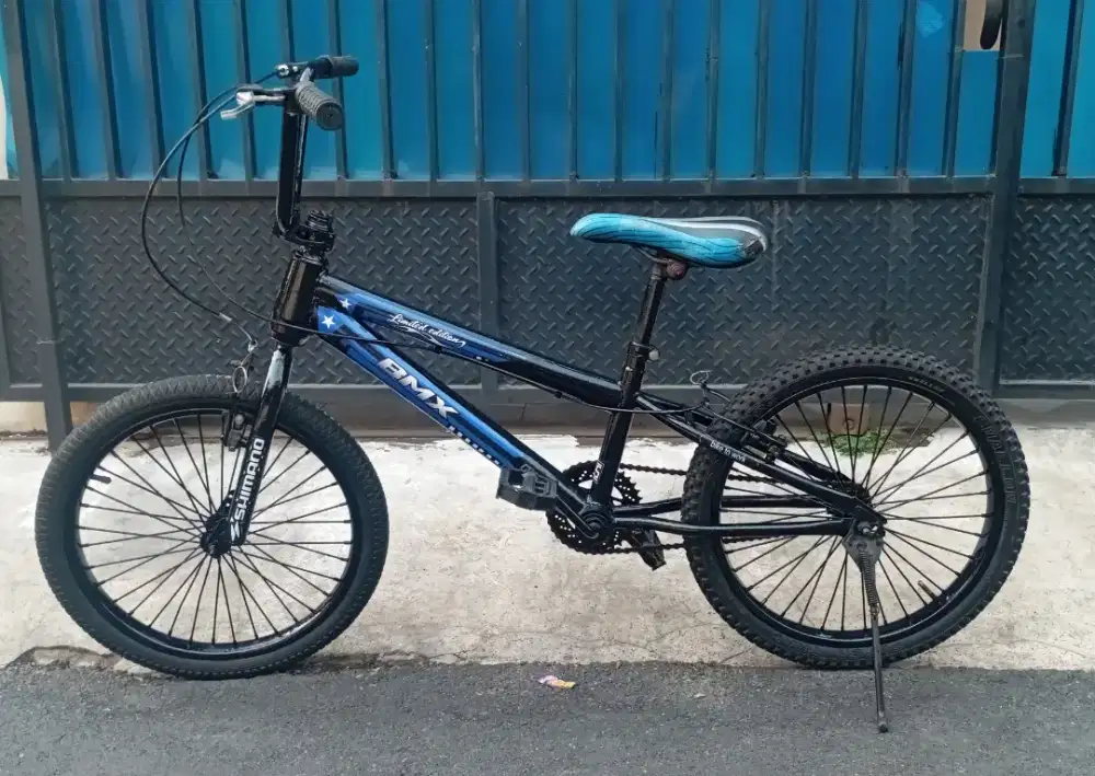 Sepeda BMX ukuran 20 kondisi normal