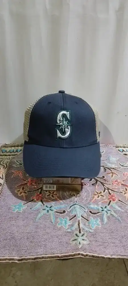 Trucker cap 47
Seattle Marines 
All size
Full tag