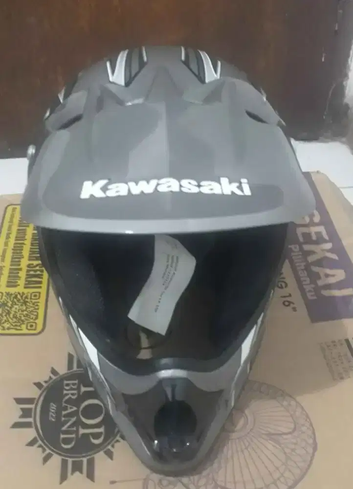 Helm Kawasaki KLX 150