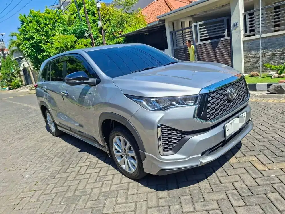 Toyota Zeniq 2.0 V Hybrid Bsn Matic/At 2024 Kondisi Istimewa