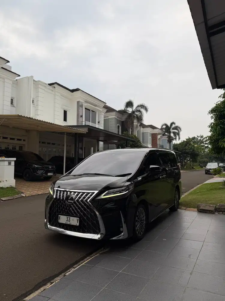 LEXUS LM350 AT 2020 (NOPOL CANTIK)