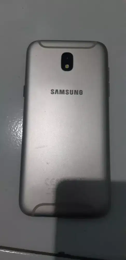 samsung j5 pro NFC 3/32gb