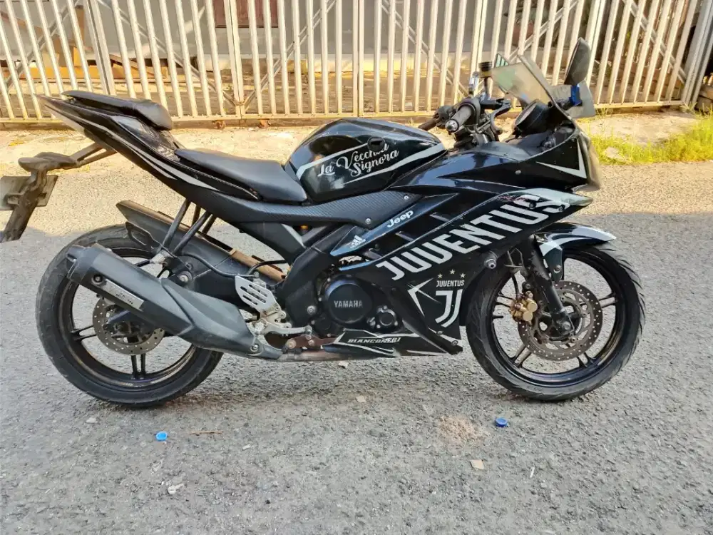 Yamaha R15 V2 Siap Pakai