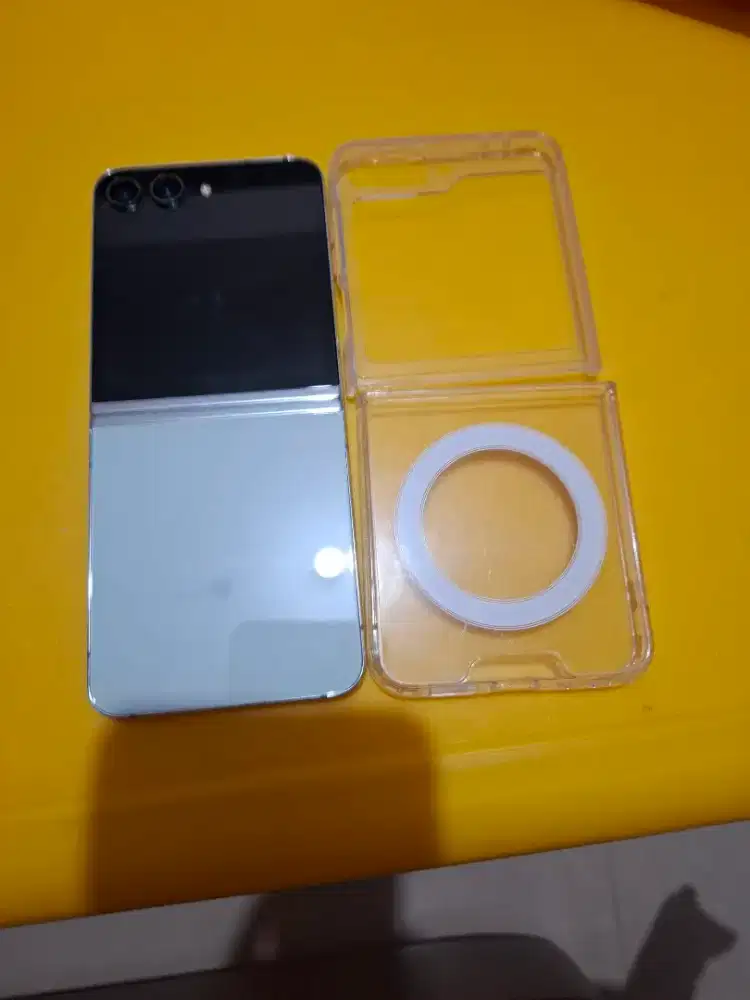 Samsung Flip 5 256GB eks samsung Indo