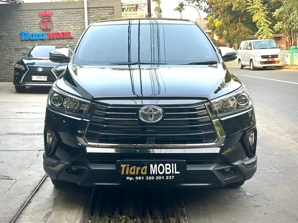 Toyota Kijang Innova Venturer 2.4 Automatic Th 2022
