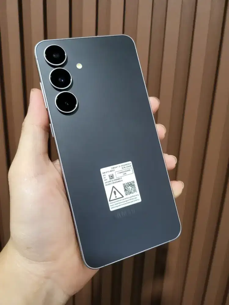 Samsung S25 FE 8/256GB Mulus Garansi panjang