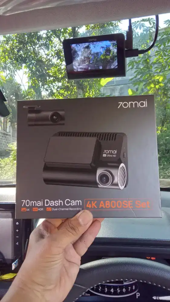 Pasang kamera dashcam mobil