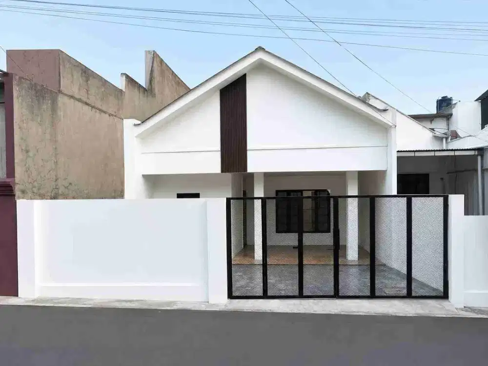 Rumah Cantik Baru Renovasi Siap Huni Dekat Pondok Indah