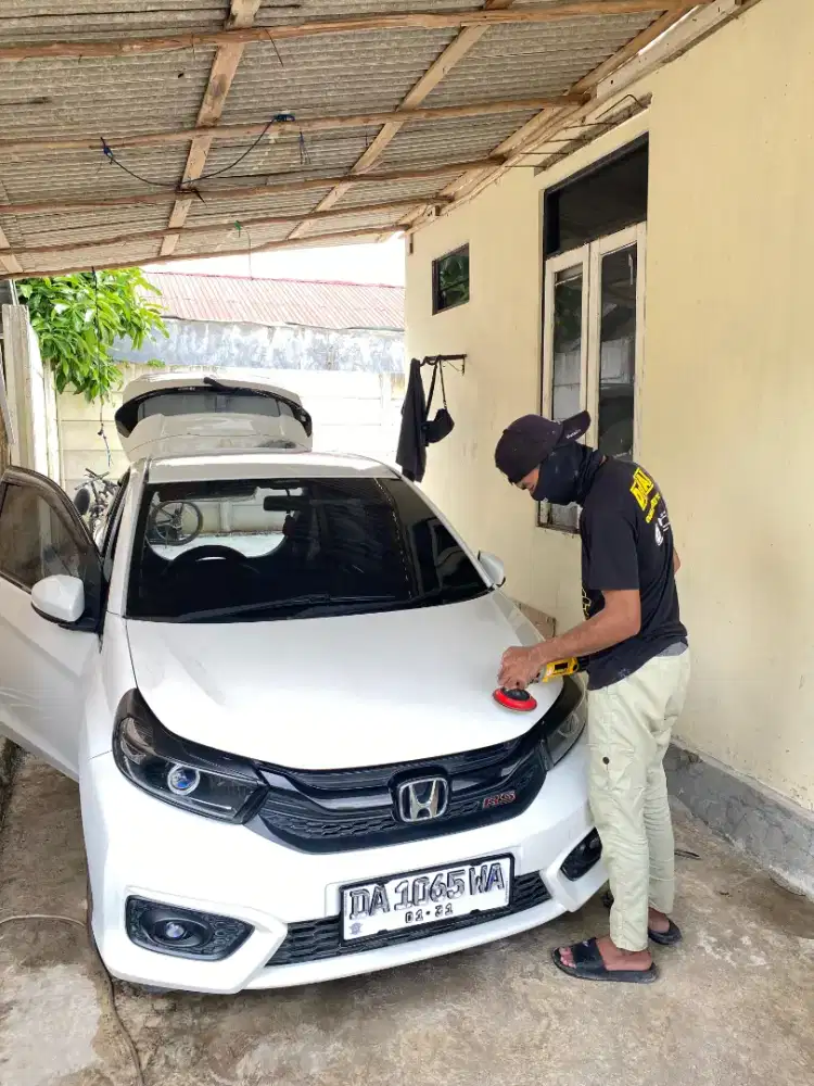 Salon mobil panggilan
