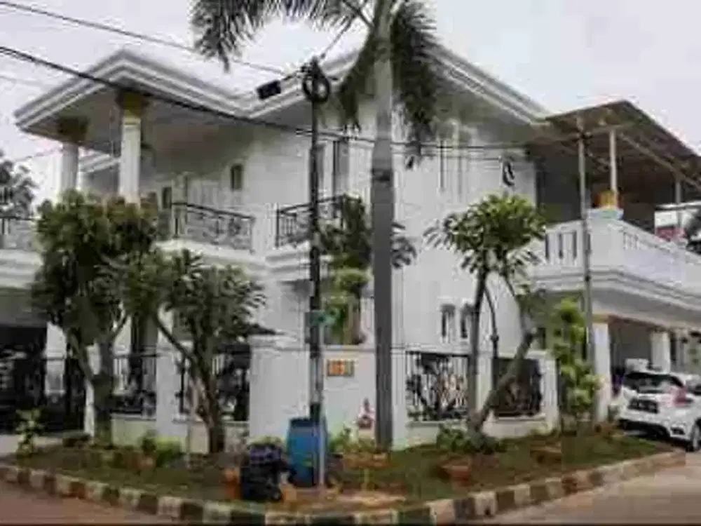 Disewakan Super Mewah Mediterania Regency Cikunir Bekasi Kota