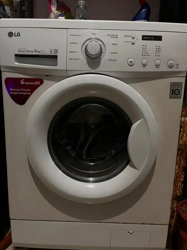 Mesin cuci LG front loading