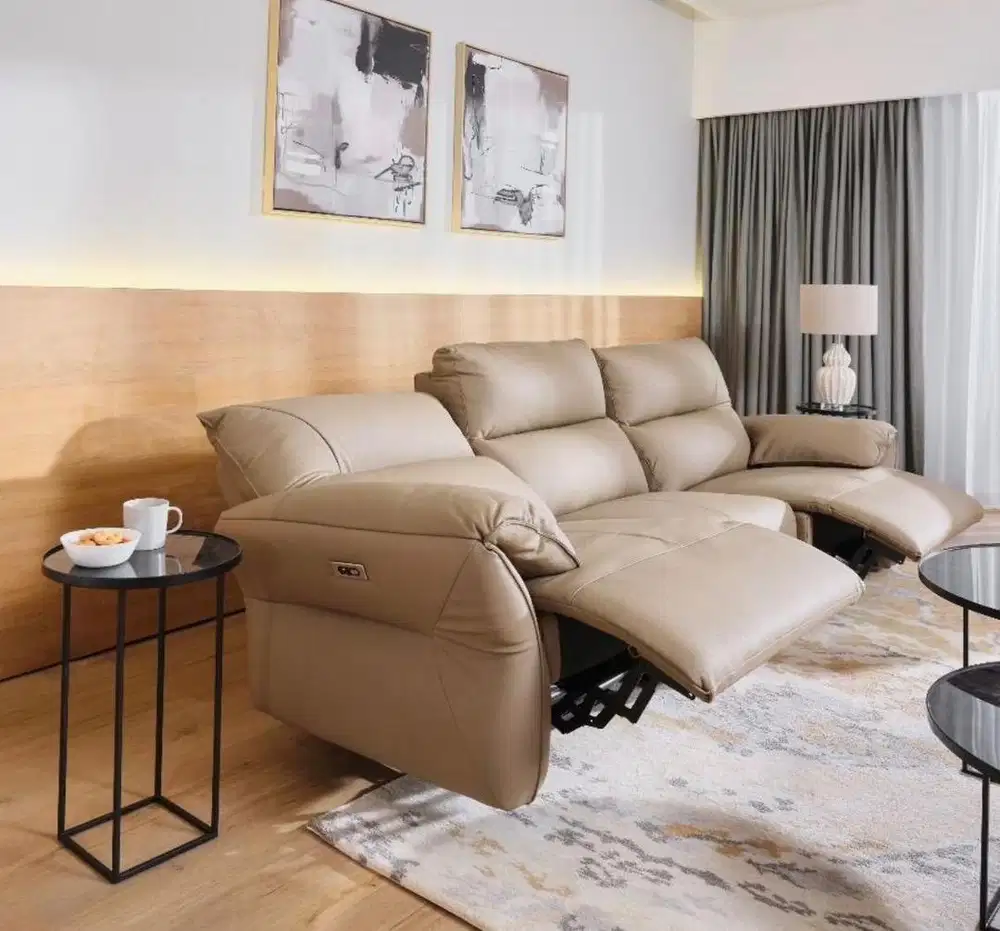 Sofa recliner kulit vivere 3 seaters kondisi baru (gudang pabrik)