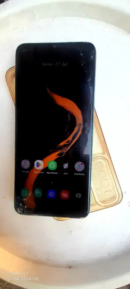 Realme 5i pakean pribadi,insya allah ga ngecewain.