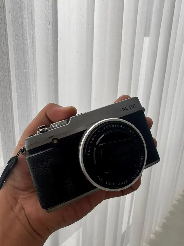 Fujifilm XE2 Full Set Original