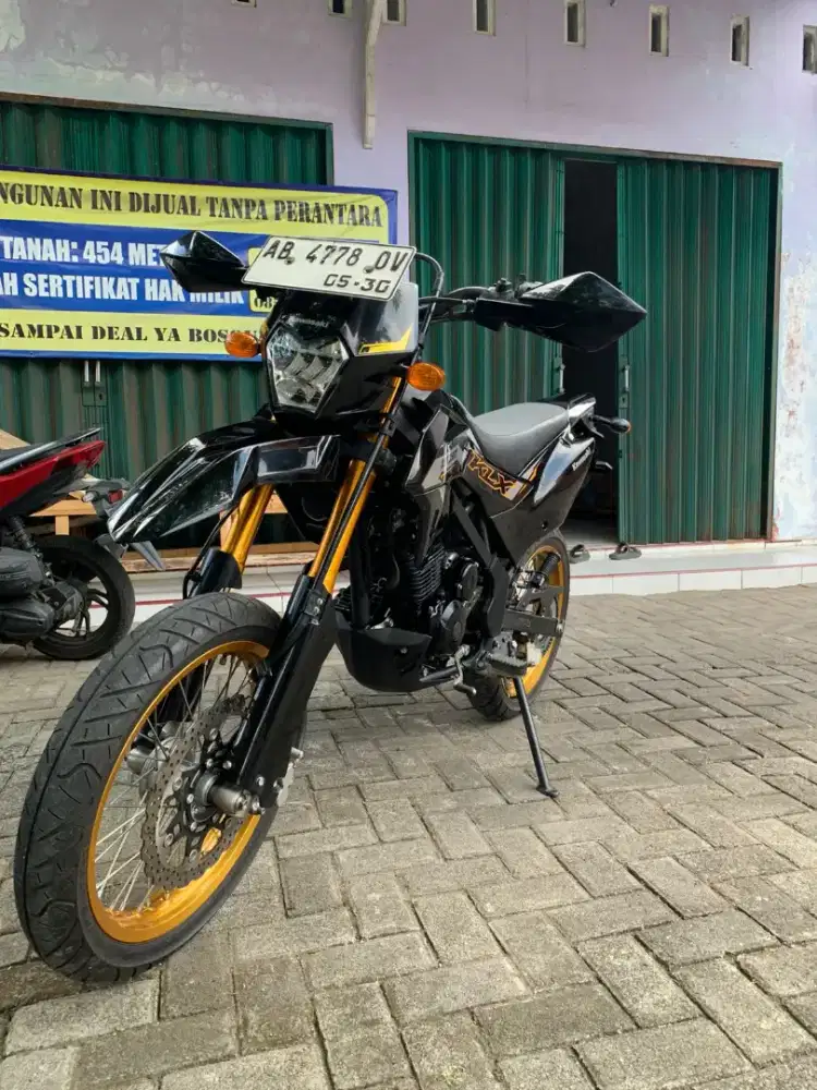 KlX  150SM tahun 2024