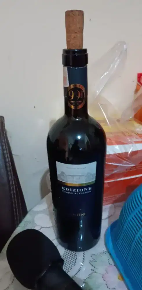 Botol bekas minuman ( 2 botol)