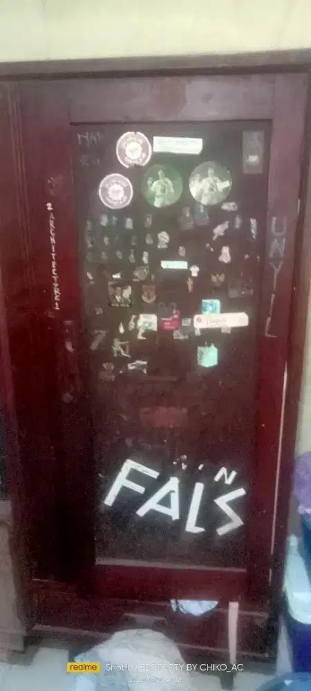 lemari dan rak jati tua asli