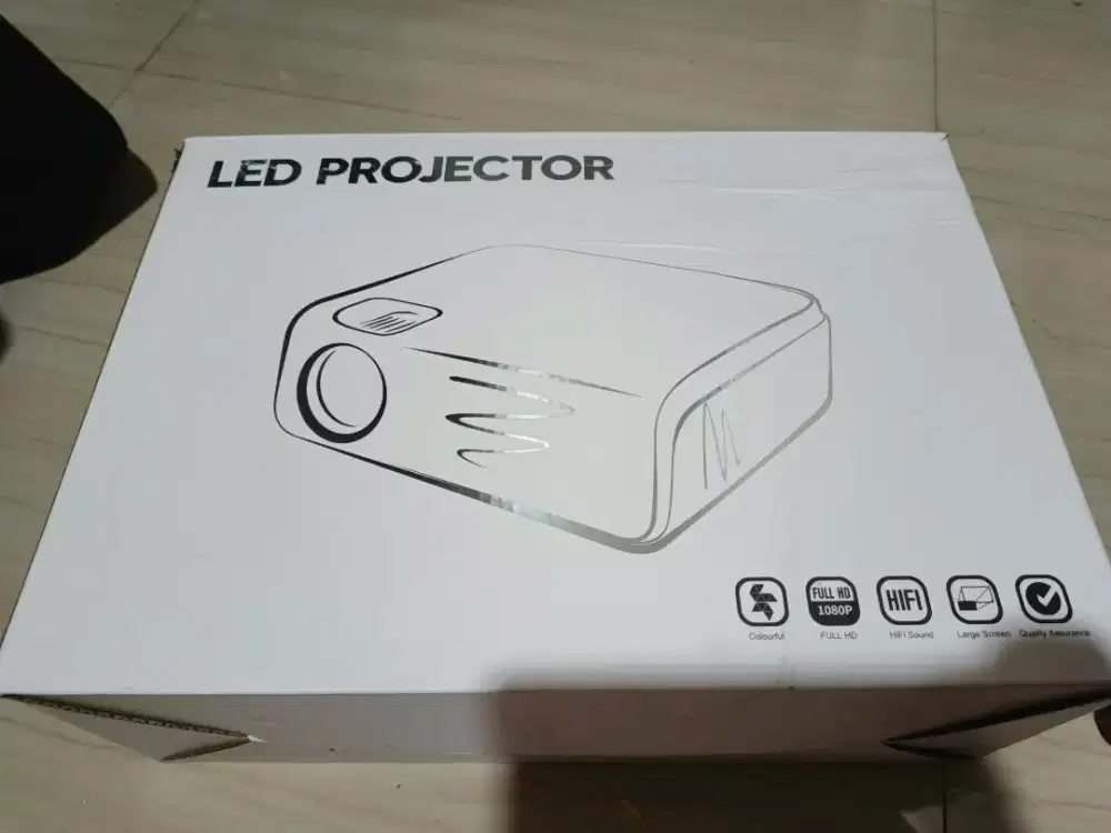 Proyektor Cheerlux Dan