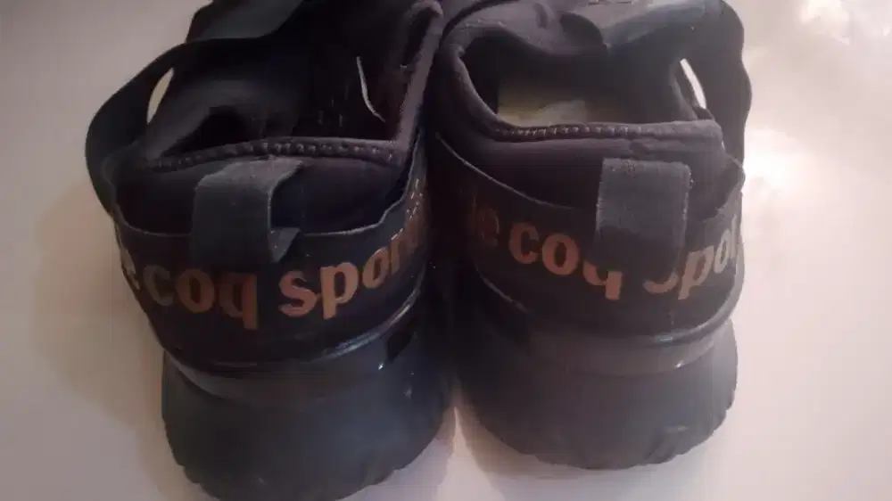 Sepatu Pria U 41