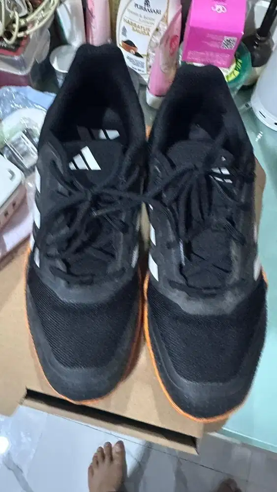 Sepatu adidas padel, tenis, pickleball