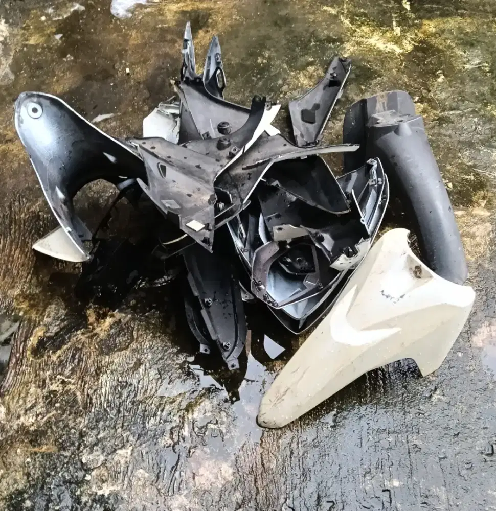 BODY SUZUKI SHOGUN 125 FL/RR ATAU SHOGUN ROBOT 2008
