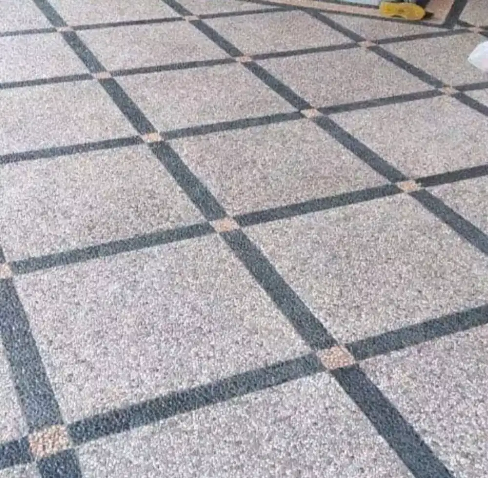 Lantai garasi koral sikat batu alam