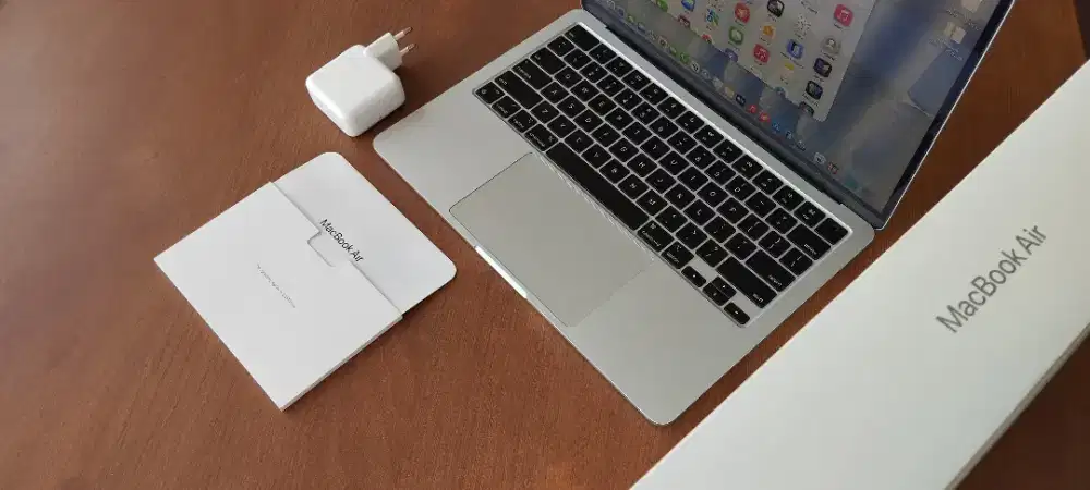 Jual Beli Macbook INTEL M1 M2 M3 M4 M5 NEO