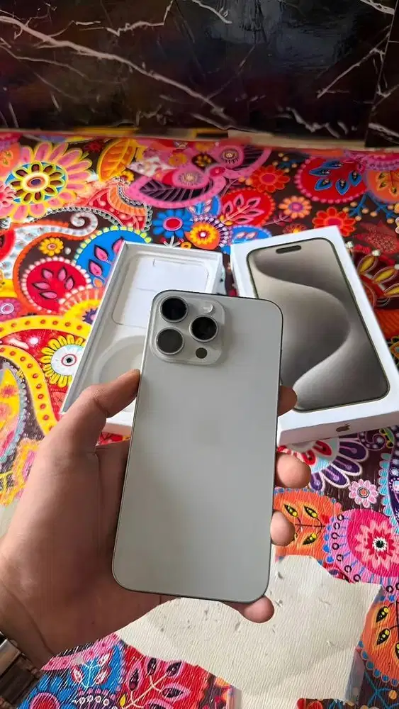 Iphone 15 pro max 256 gb Natural Titanium