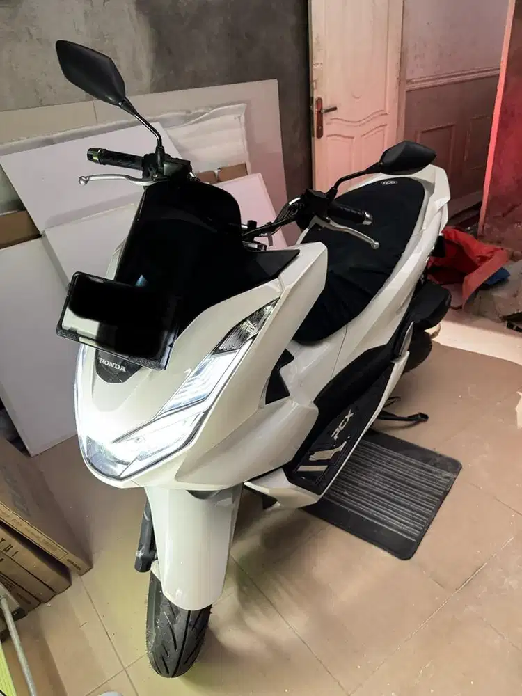 Dijual, Honda PCX 160 Wonderful White 2024