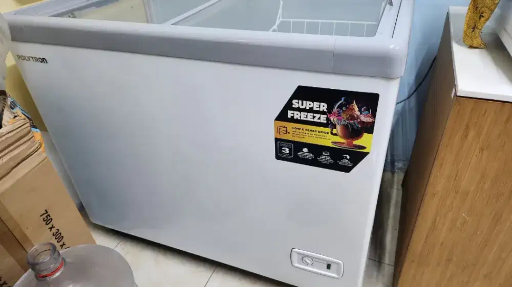 Polytron Freezer Chest Sliding Glass Door.