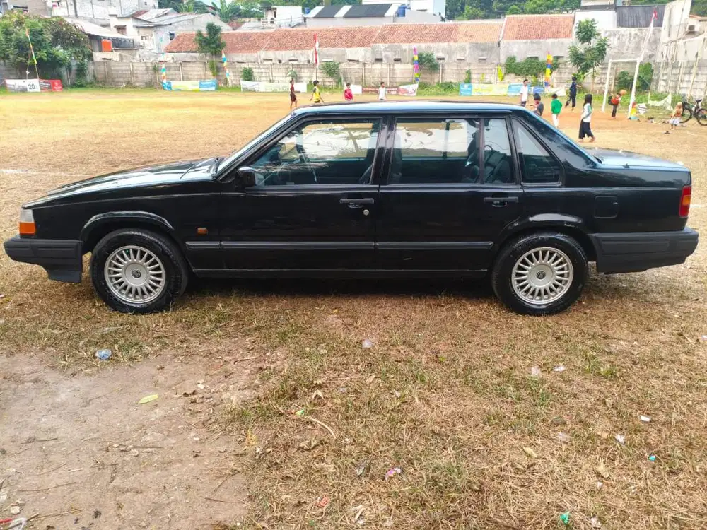 Volvo 960 GL AT  ( good condition)