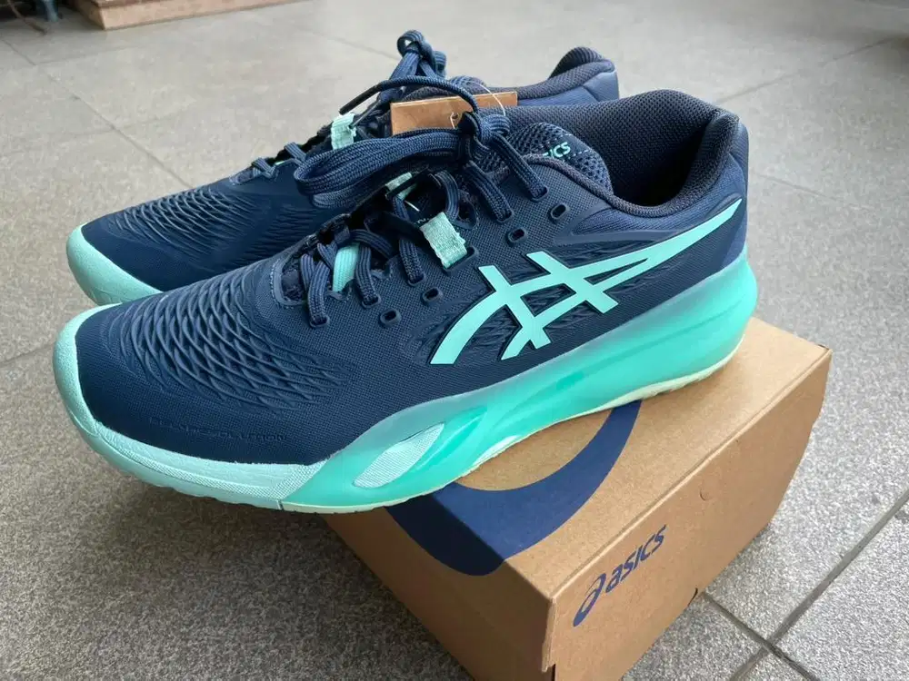 FOR SALE - ASICS GEL RESOLUTION X SZ 42