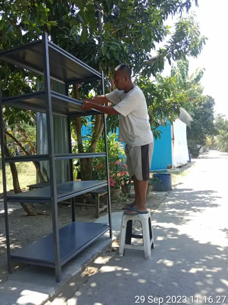 Rak Besi krisbow aceware