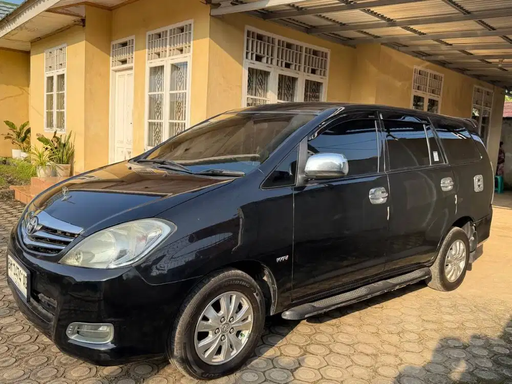 Toyota Kijang Innova Type V 2009 MT – Siap Pakai, Mesin Terawat
