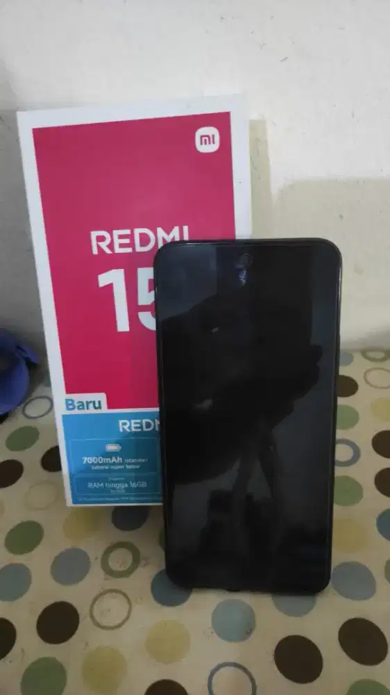 Dijual redmi 15 black 8/128gb pemakaian 1 bulan