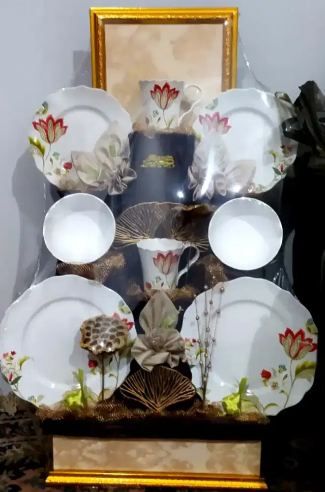 Parcel Dining Set sango 8 pcs