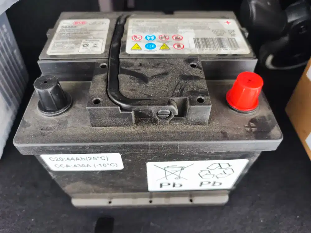 Accu / Aki BYD M6