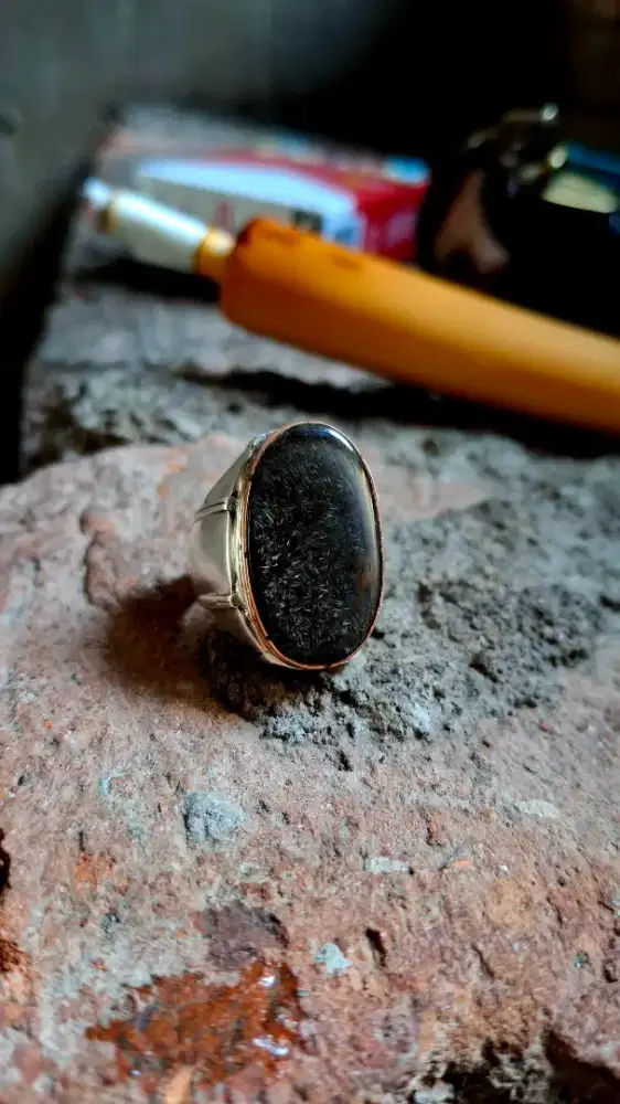 batu Bm basaLtic Lumajang (serat jarum/ring perak)