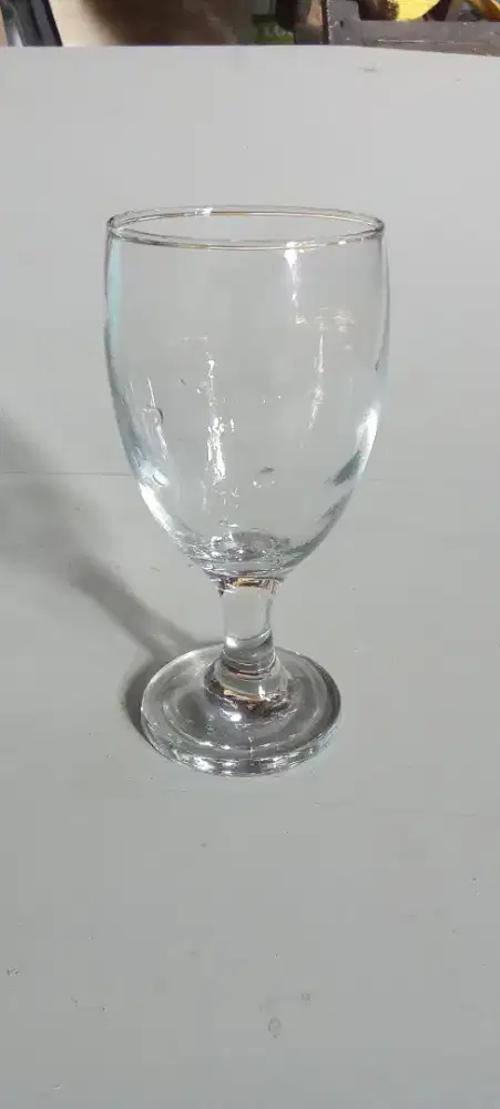 Gelas wine/kaki tinggi