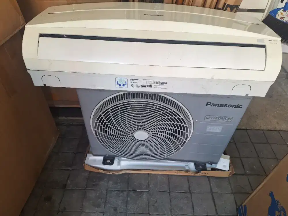 AC BEKAS 1PK MEREK PANASONIC