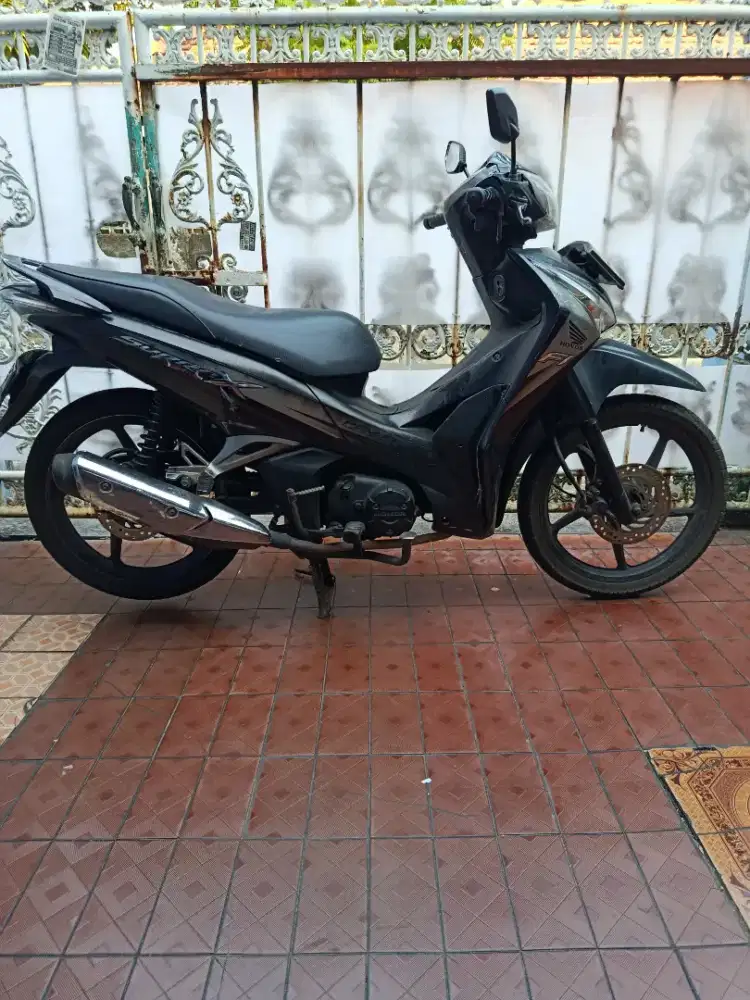 Honda Supra X Helm In Thn 2012