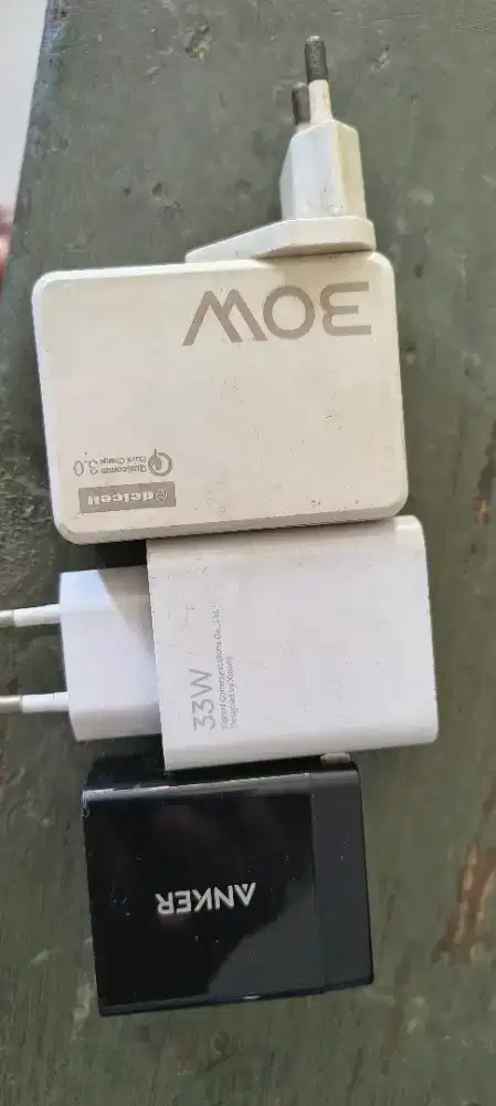 Charger 30 watt dan 33 watt serta 2,4 max