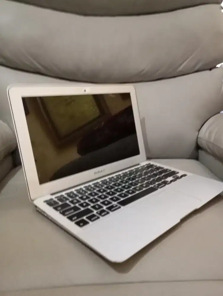 MacBook air core i5 2015